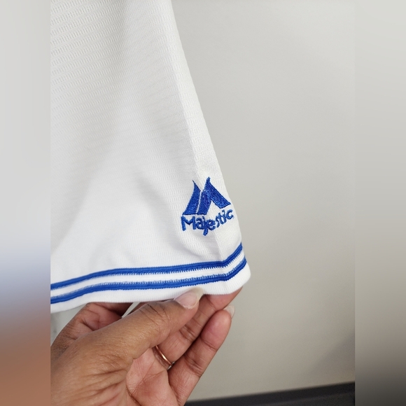 Majestic Blue Jays White Baseball Jersey, size Medium - Picture 6 of 14